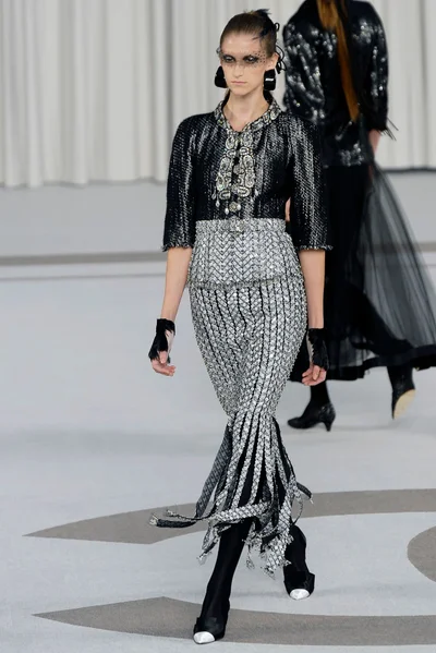 Look 35